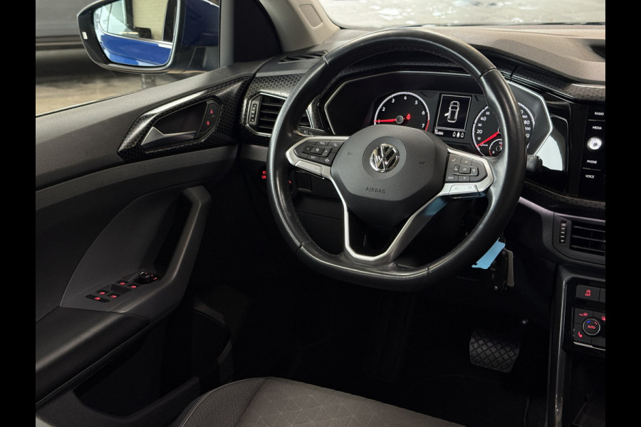 Volkswagen T-Cross 1.0 TSI 115pk DSG Style | Navi | Carplay | 17"| Camera | Led Koplampen | Stoelverwarming | 100% Volkswagen Onderhouden!
