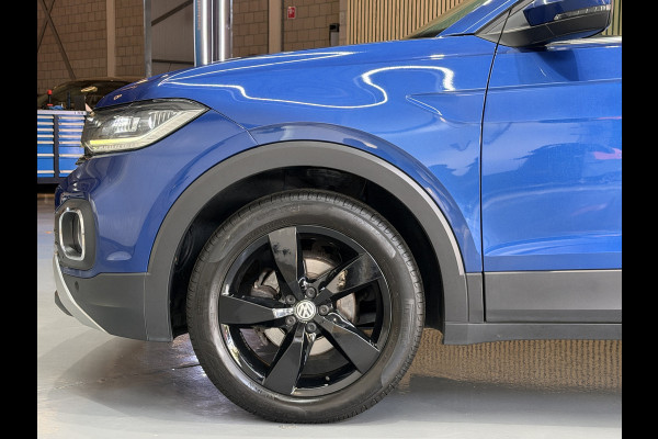 Volkswagen T-Cross 1.0 TSI 115pk DSG Style | Navi | Carplay | 17"| Camera | Led Koplampen | Stoelverwarming | 100% Volkswagen Onderhouden!