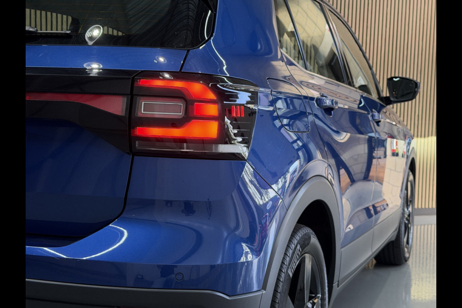 Volkswagen T-Cross 1.0 TSI 115pk DSG Style | Navi | Carplay | 17"| Camera | Led Koplampen | Stoelverwarming | 100% Volkswagen Onderhouden!