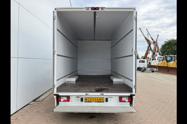 Maxus eDeliver 9 Plancher 65kWh Elektrisch 172km WLTP Bakwagen Lowliner LED Airco Adaptieve Cruise Camera Carplay Parkeersensoren Foodtruck Meube