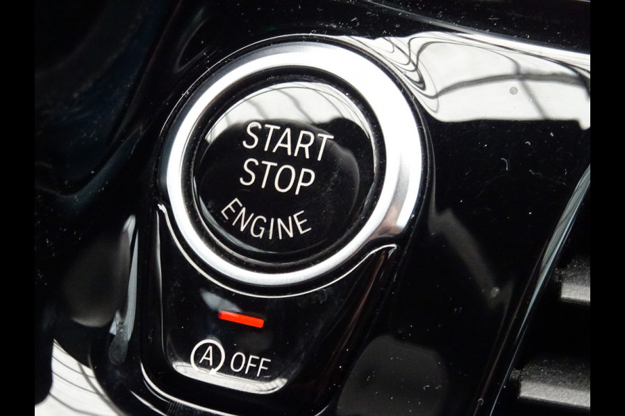 BMW 5 Serie 530i xDrive High Executive * LEER * SFEER * GOED ONDERH. !!