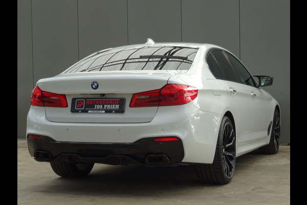 BMW 5 Serie 530i xDrive High Executive * LEER * SFEER * GOED ONDERH. !!