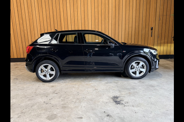 Audi Q2 35 TFSI CoD Sport S line Edition  | 150 PK | Automaat | 1e eigenaar | NAP | Stoelverwarming eigenaar met NAP.
