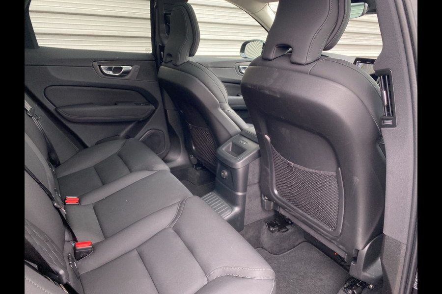Volvo XC60 T6 Plug-in hybrid AWD Ultra Dark / Trekhaak / 360 camera / Harman/Kardon / Panoramadak /