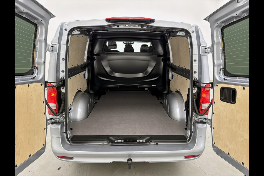 Mercedes-Benz Vito 119 CDI Pro L3 DC 19 inch AMG Dubbele cabine Sidebars Dubbele Schuifdeur Multibeam LED Trekhaak Achteruitrijcamera Betimmering