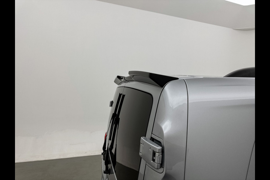 Mercedes-Benz Vito 119 CDI Pro L3 DC 19 inch AMG Dubbele cabine Sidebars Dubbele Schuifdeur Multibeam LED Trekhaak Achteruitrijcamera Betimmering