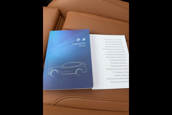 BMW iX3 M SPORT pakket 80 kWh, panoramadak, SOH 98,2 %,vol opties, 1 e eigenaar,conjac sport leder, Origineel NL auto met nap