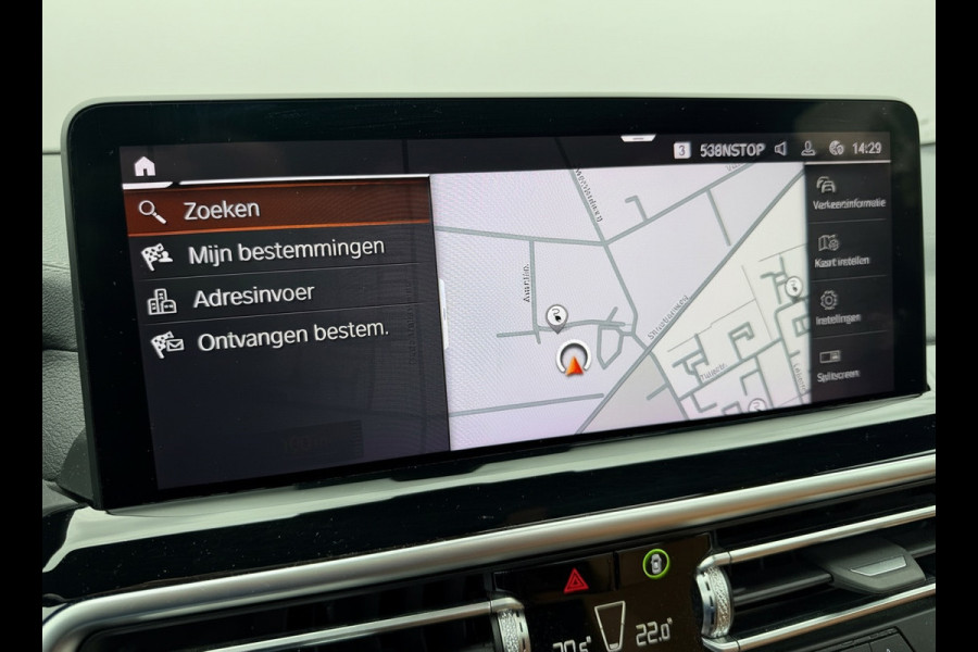 BMW iX3 M SPORT pakket 80 kWh, panoramadak, SOH 98,2 %,vol opties, 1 e eigenaar,conjac sport leder, Origineel NL auto met nap