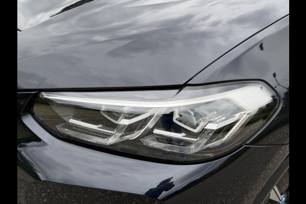 BMW iX3 M SPORT pakket 80 kWh, panoramadak, SOH 98,2 %,vol opties, 1 e eigenaar,conjac sport leder, Origineel NL auto met nap