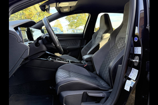 Volkswagen Golf Variant 2.0 TSI R-Line - IQ.Light - Carplay - Virtual dash - 18" - Adaptieve Cruise Control - Sportstoelen