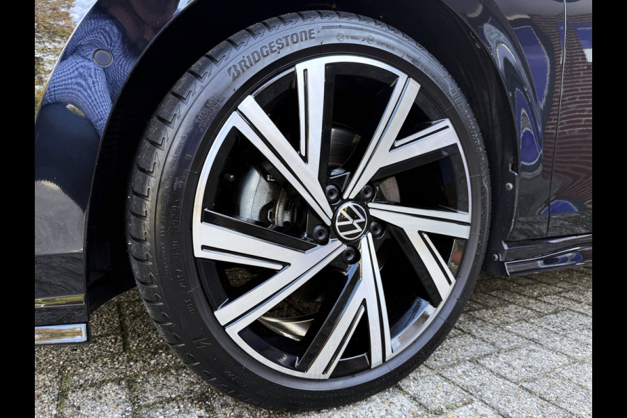 Volkswagen Golf Variant 2.0 TSI R-Line - IQ.Light - Carplay - Virtual dash - 18" - Adaptieve Cruise Control - Sportstoelen