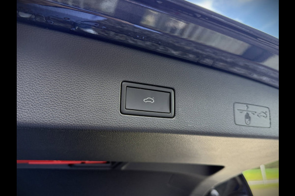 Volkswagen Golf Variant 2.0 TSI R-Line - IQ.Light - Carplay - Virtual dash - 18" - Adaptieve Cruise Control - Sportstoelen