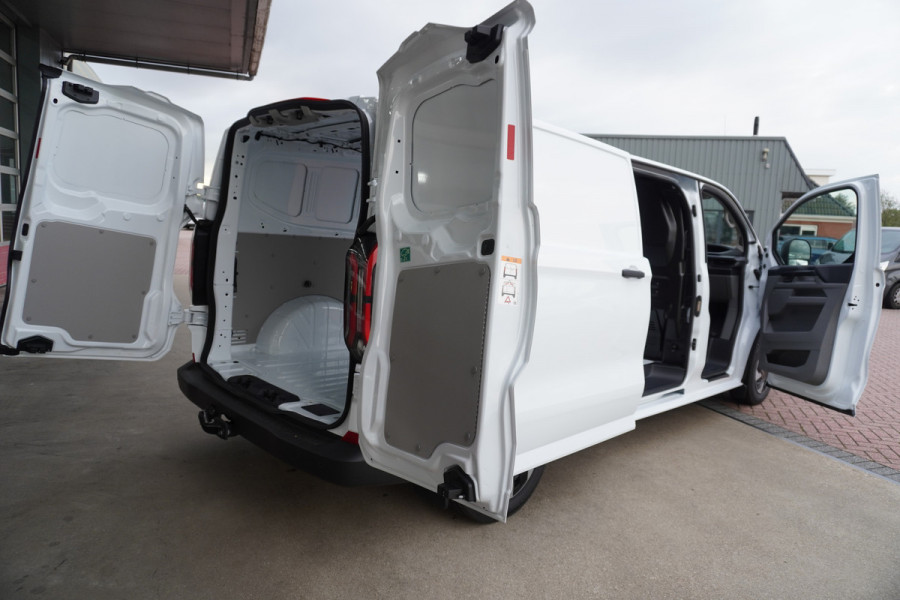 Ford E-Transit Custom 340 L2H1 Trend 71 kWh WLTP 370 km Automaat nr. V006 | Airco | Cruise | Trekhaak |  Apple CP-Android auto