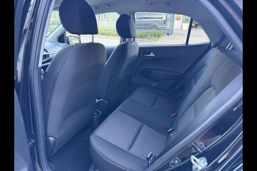 Kia Picanto 1.0 DPi DynamicPlusLine / Navi + Camera / Apple Car-Play-Android / ALL-Season / Clima / 1e Eigenaar / NED-Picanto