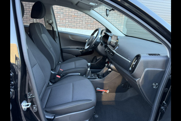 Kia Picanto 1.0 DPi DynamicPlusLine / Navi + Camera / Apple Car-Play-Android / ALL-Season / Clima / 1e Eigenaar / NED-Picanto