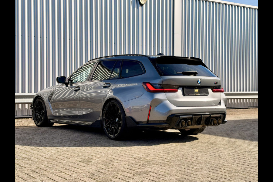 BMW 3 Serie Touring M3 xDrive Competition Volledig Akrapovič! | M Drivers Package | Vol Carbon