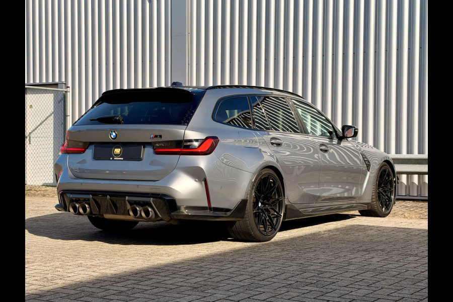 BMW 3 Serie Touring M3 xDrive Competition Volledig Akrapovič! | M Drivers Package | Vol Carbon