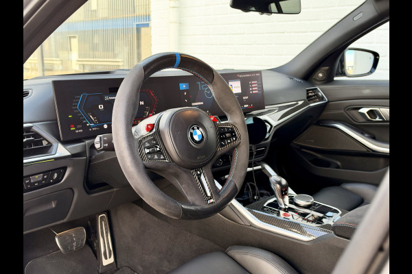 BMW 3 Serie Touring M3 xDrive Competition Volledig Akrapovič! | M Drivers Package | Vol Carbon
