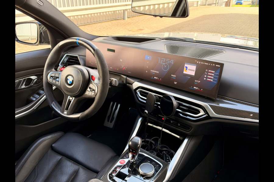 BMW 3 Serie Touring M3 xDrive Competition Volledig Akrapovič! | M Drivers Package | Vol Carbon