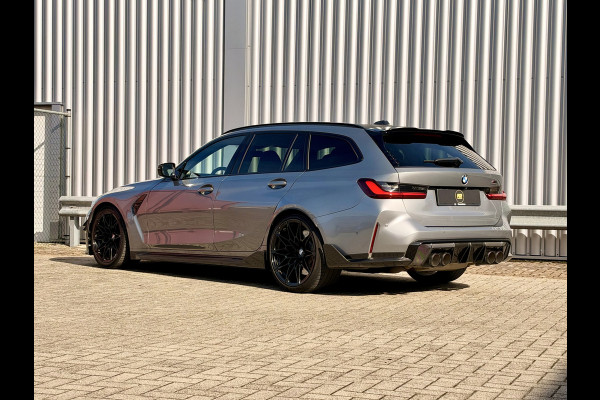 BMW 3 Serie Touring M3 xDrive Competition Volledig Akrapovič! | M Drivers Package | Vol Carbon