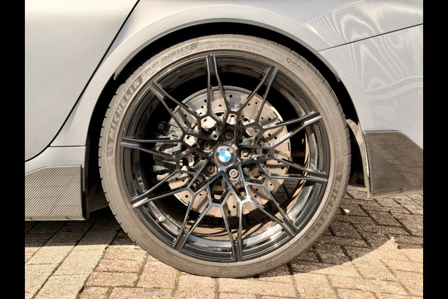 BMW 3 Serie Touring M3 xDrive Competition Volledig Akrapovič! | M Drivers Package | Vol Carbon