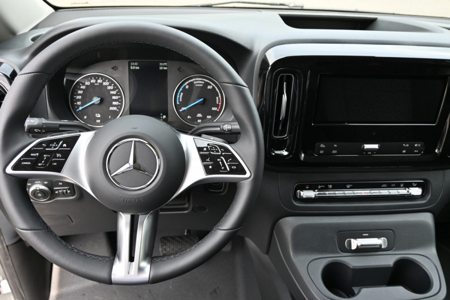 Mercedes-Benz eVito eVito 112 L2 60 kWh Trekhaak 2500 kg, Snellader, Smartphone integratiepakket