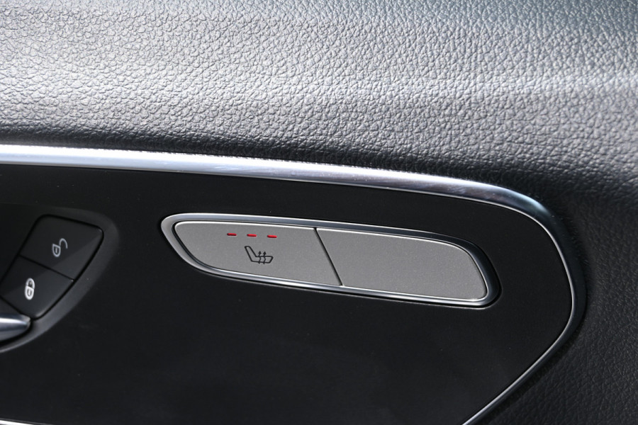 Mercedes-Benz eVito eVito 112 L2 60 kWh Trekhaak 2500 kg, Snellader, Smartphone integratiepakket