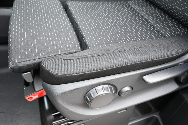 Mercedes-Benz eVito eVito 112 L2 60 kWh Trekhaak 2500 kg, Snellader, Smartphone integratiepakket