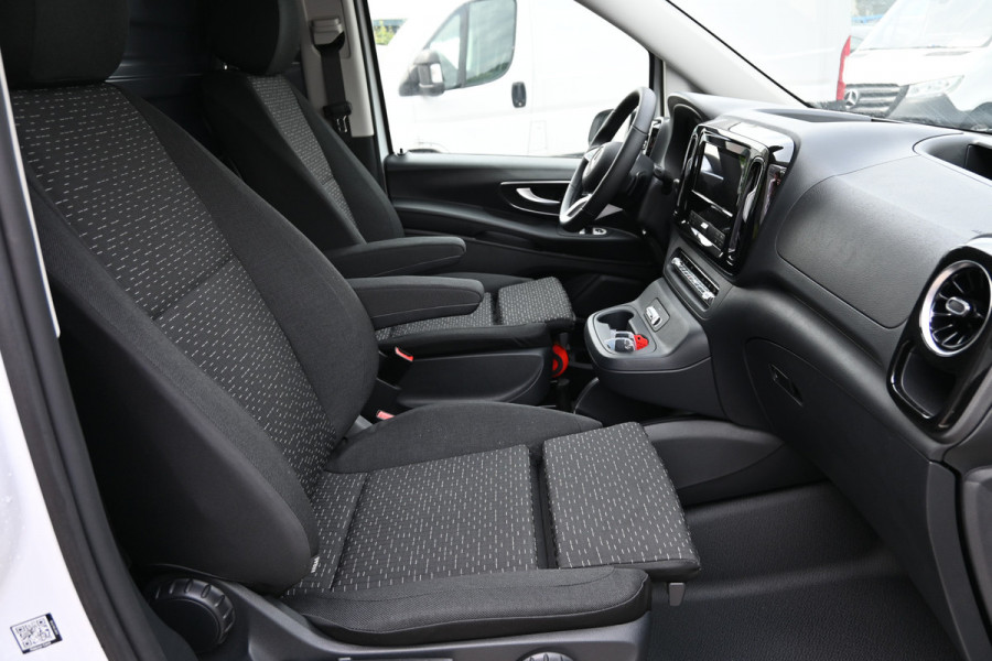 Mercedes-Benz eVito eVito 112 L2 60 kWh Trekhaak 2500 kg, Snellader, Smartphone integratiepakket