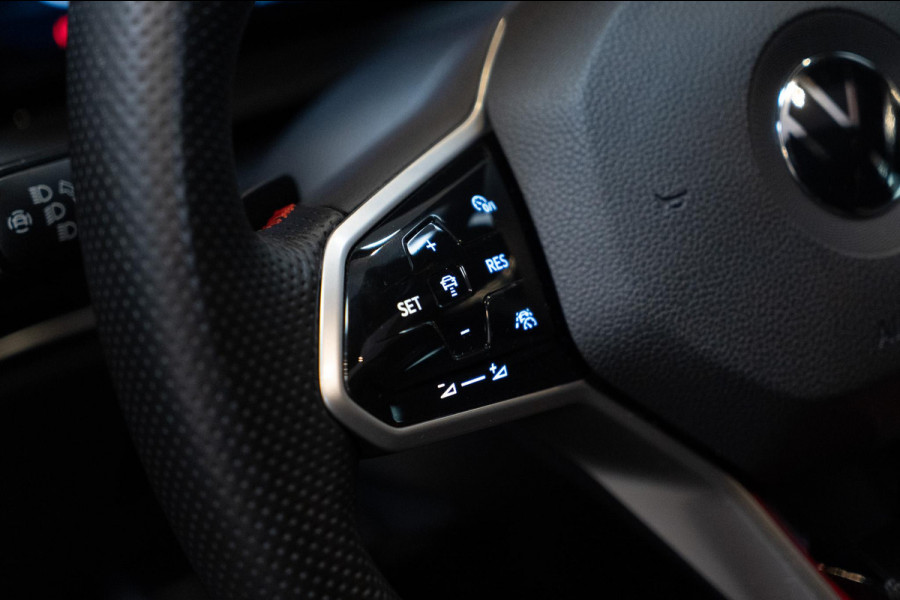 Volkswagen Golf 2.0 TSI GTI Clubsport PANO|HARMAN|HUD|IQ