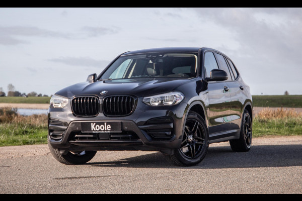 BMW X3 xDrive30e High Executive BLACK LINE / CARPLAY / LEER / STOELVERWARMING / CAMERA / DEALER ONDERHOUDEN