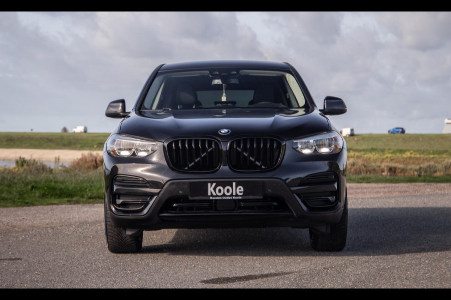 BMW X3 xDrive30e High Executive BLACK LINE / CARPLAY / LEER / STOELVERWARMING / CAMERA / DEALER ONDERHOUDEN