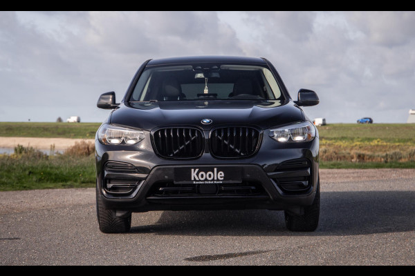 BMW X3 xDrive30e High Executive BLACK LINE / CARPLAY / LEER / STOELVERWARMING / CAMERA / DEALER ONDERHOUDEN