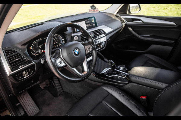 BMW X3 xDrive30e High Executive BLACK LINE / CARPLAY / LEER / STOELVERWARMING / CAMERA / DEALER ONDERHOUDEN