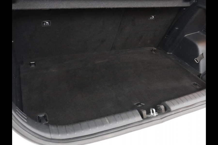 Hyundai i20 1.0 T-GDI Premium | Cruise control | Dodehoek detectie | Stuur/stoelverwarming | Camera | Park assist | BOSE Sound | Carplay | Full LED