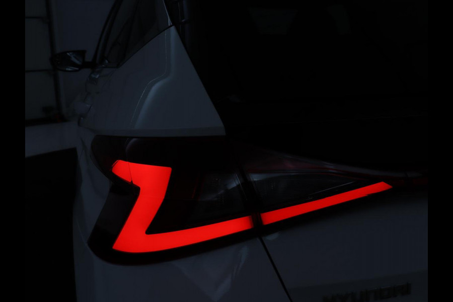 Hyundai i20 1.0 T-GDI Premium | Cruise control | Dodehoek detectie | Stuur/stoelverwarming | Camera | Park assist | BOSE Sound | Carplay | Full LED
