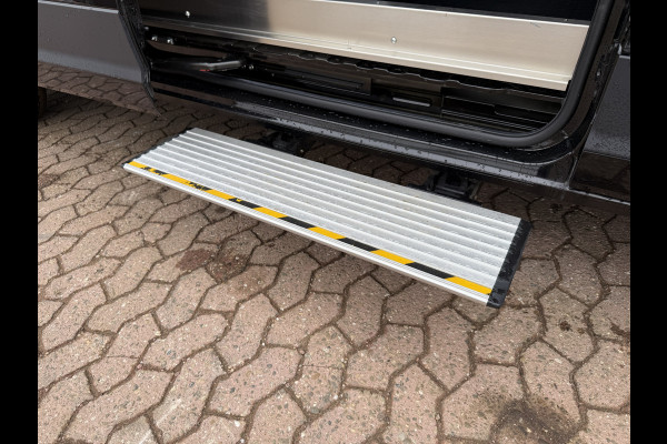 Maxus eDeliver 9 77kWh 204PK Nieuw model! Dubbele Cabine 7 Stoelen 300km WLTP L3H2 Adaptieve Cruise LED Snelladen Stoel+Stuur Verwarming Carplay