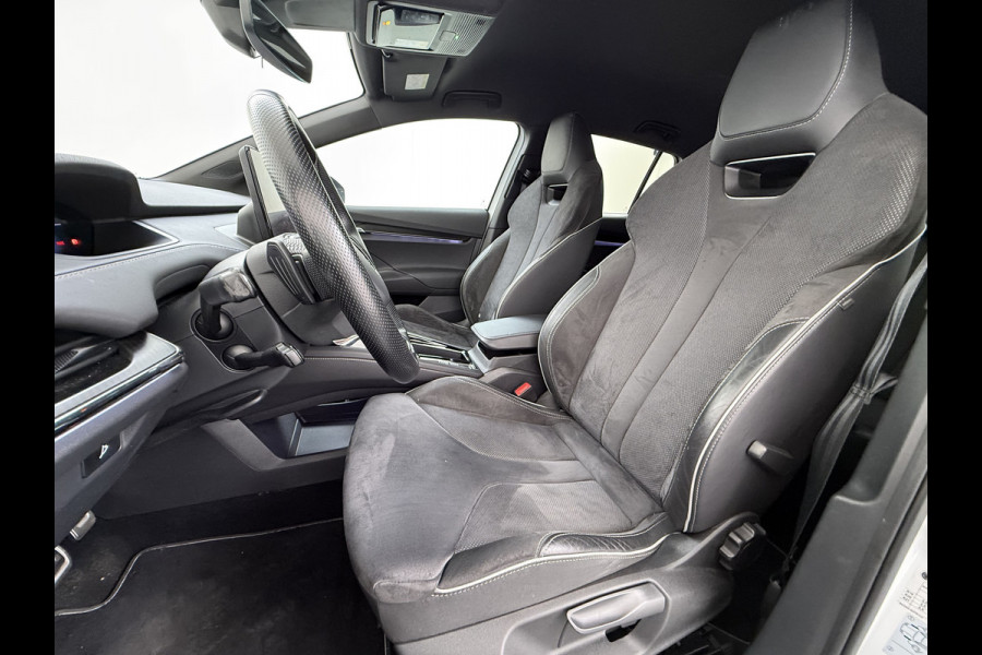 Škoda ENYAQ iV 180PK Sportline SOH 90% Sportstoelen Adap.Cruise Stuurverwarming Lmv 21" Blind Spot Assist Camera Apple Carplay Android Auto Privacy Glas Pdc Isofix Lane Assist P-Assist Dodehoekdetectie IV60 1e Eigenaar Dealeronderhouden Origineel Nederlandse Auto