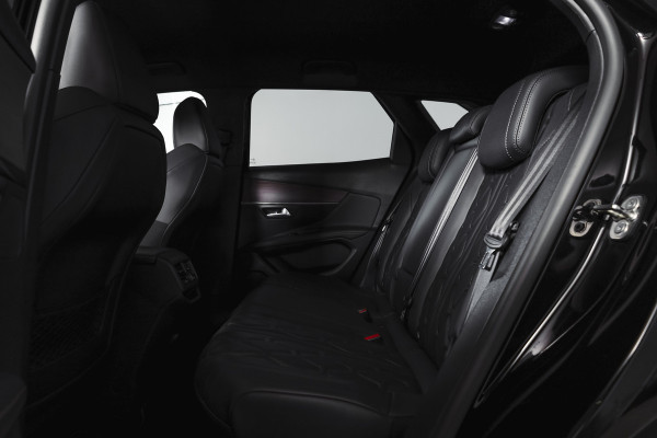 Peugeot 3008 1.6 PureTech 180 PK GT - Automaat | Dig. Cockpit | Adapt. Cruise | Leder-+stoelverw. | Elek. stoelen | Camera | NAV | ECC | Elek. Klep | Afn. Trekhaak | LM 18" |