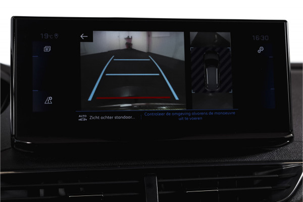 Peugeot 3008 1.6 PureTech 180 PK GT - Automaat | Dig. Cockpit | Adapt. Cruise | Leder-+stoelverw. | Elek. stoelen | Camera | NAV | ECC | Elek. Klep | Afn. Trekhaak | LM 18" |
