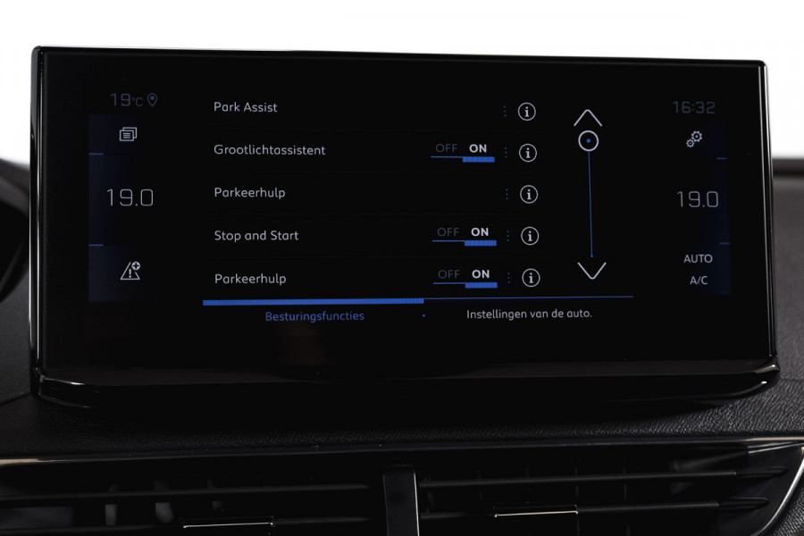 Peugeot 3008 1.6 PureTech 180 PK GT - Automaat | Dig. Cockpit | Adapt. Cruise | Leder-+stoelverw. | Elek. stoelen | Camera | NAV | ECC | Elek. Klep | Afn. Trekhaak | LM 18" |