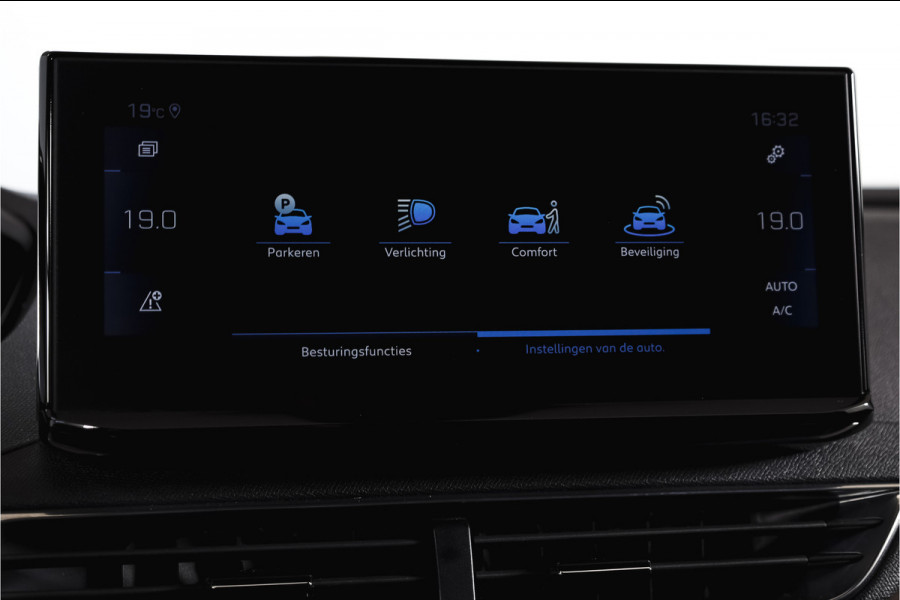 Peugeot 3008 1.6 PureTech 180 PK GT - Automaat | Dig. Cockpit | Adapt. Cruise | Leder-+stoelverw. | Elek. stoelen | Camera | NAV | ECC | Elek. Klep | Afn. Trekhaak | LM 18" |