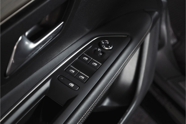 Peugeot 3008 1.6 PureTech 180 PK GT - Automaat | Dig. Cockpit | Adapt. Cruise | Leder-+stoelverw. | Elek. stoelen | Camera | NAV | ECC | Elek. Klep | Afn. Trekhaak | LM 18" |