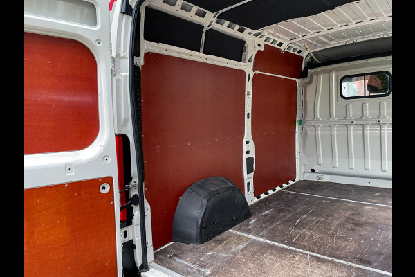Peugeot Boxer L2H2 2.2 HDI 120 pk | Airco | Standkachel | Cruise | Camera | PDC