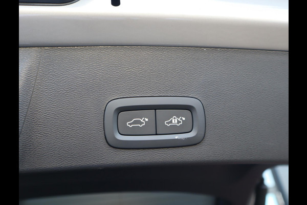 Volvo EX40 Single Motor Extended Range Ultra 82 kWh | 99,96% SOH | Pano | Memory Seats | 360 camera | Trekhaak | Harman Kardon