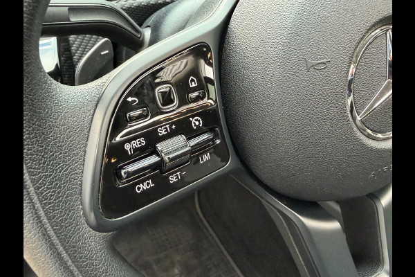 Mercedes-Benz A-Klasse 250 e Business Line Limousine Automaat 218 Pk | Panoramadak | Navigatie | Climate | Cruise control | 19".