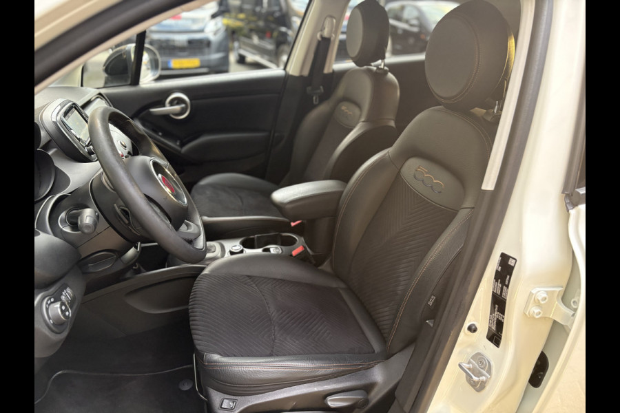 Fiat 500X Cross 1.4 Turbo MultiAir S-Design Cross Airco - Parkeersensor achter - Navigatie - Cruise control - Bluetooth - Dakrails - Radio - Licht metalen velgen 19 inch - Start/stop systeem - Lederen/stof bekleding - Elektrische ramen - Extra getint glas achter -  Keyless entry