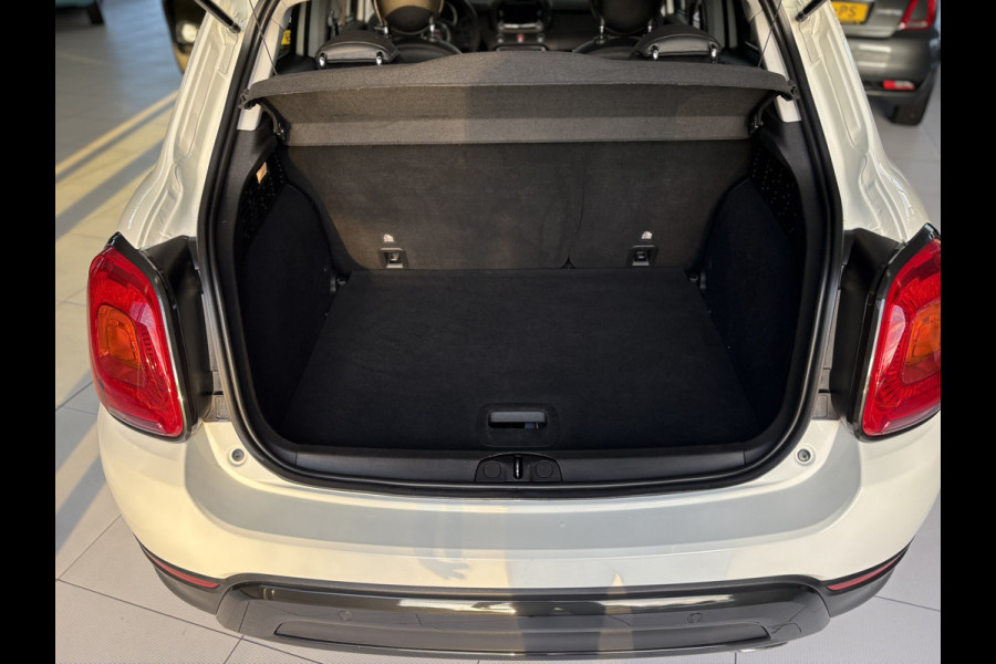 Fiat 500X Cross 1.4 Turbo MultiAir S-Design Cross Airco - Parkeersensor achter - Navigatie - Cruise control - Bluetooth - Dakrails - Radio - Licht metalen velgen 19 inch - Start/stop systeem - Lederen/stof bekleding - Elektrische ramen - Extra getint glas achter -  Keyless entry