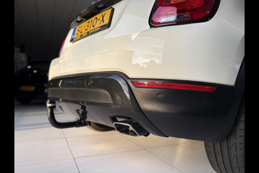 Fiat 500X Cross 1.4 Turbo MultiAir S-Design Cross Airco - Parkeersensor achter - Navigatie - Cruise control - Bluetooth - Dakrails - Radio - Licht metalen velgen 19 inch - Start/stop systeem - Lederen/stof bekleding - Elektrische ramen - Extra getint glas achter -  Keyless entry