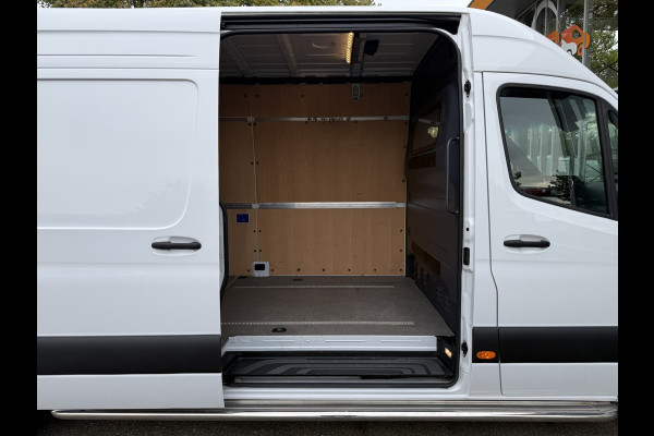 Mercedes-Benz Sprinter 317 1.9 CDI L3H2 RWD | Facelift | Stoelverw. | PDC | Camera | Navi | Carplay